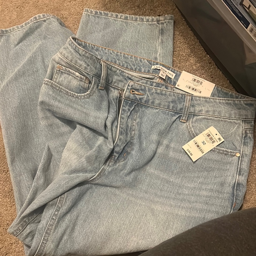 Criss Cross jeans 32